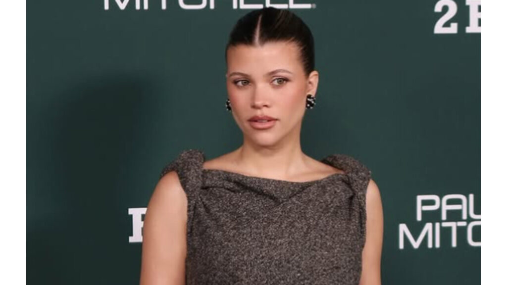 Sofia Richie at Baby2baby Gala.