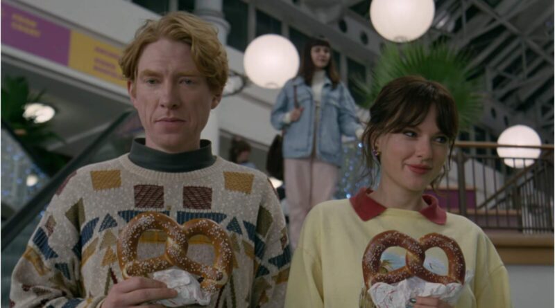 Domhnall Gleeson and Taylor Swift in her 'Opalite' music video.